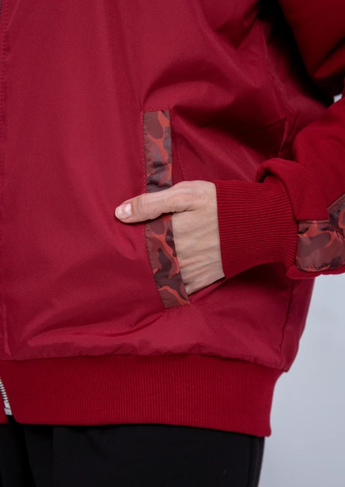 Купить куртка-бомбер женская «ар» бордовая в Москве с доставкой по РФ - изображение 8