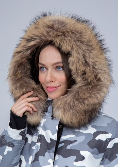 Купить куртка утепленная женская (натуральный мех енота) серый камуфляж в Москве с доставкой по РФ - изображение 7